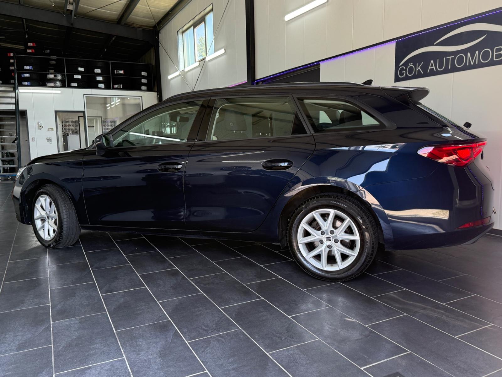 Seat Leon Sportstourer Style 2.0 TDI DSG*NAVI*LED*TEM