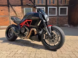 Ducati DIAVEL Carbon RED 1200 Sondermodell - DUCATI ROT