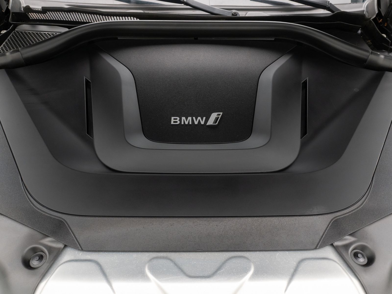 Fahrzeugabbildung BMW iX3 M Sport IMPRESSIVE DAB 360°H/K HUD Panorama