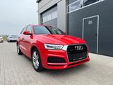 Audi Q3 sport quattro 2.0 TFSI Stronic S-Line - rote Audi Q3