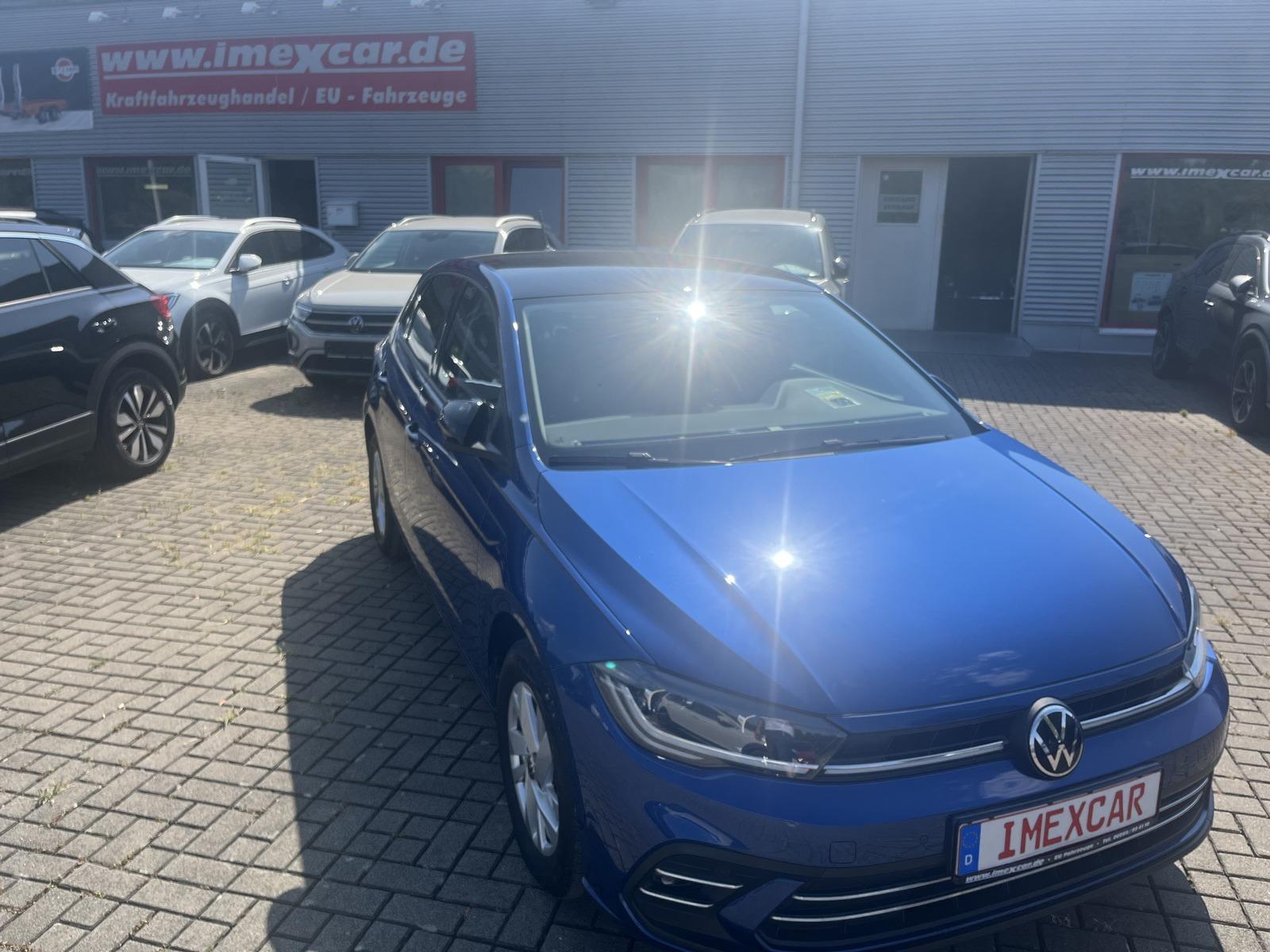 Volkswagen Polo 1.0 TSI DSG Style + Kamera + Navigation + W