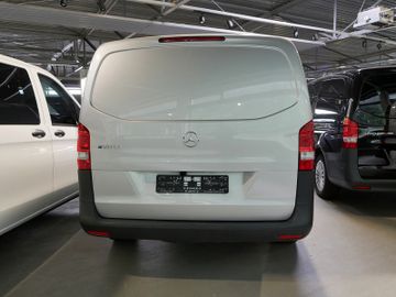 Mercedes eVito - 4