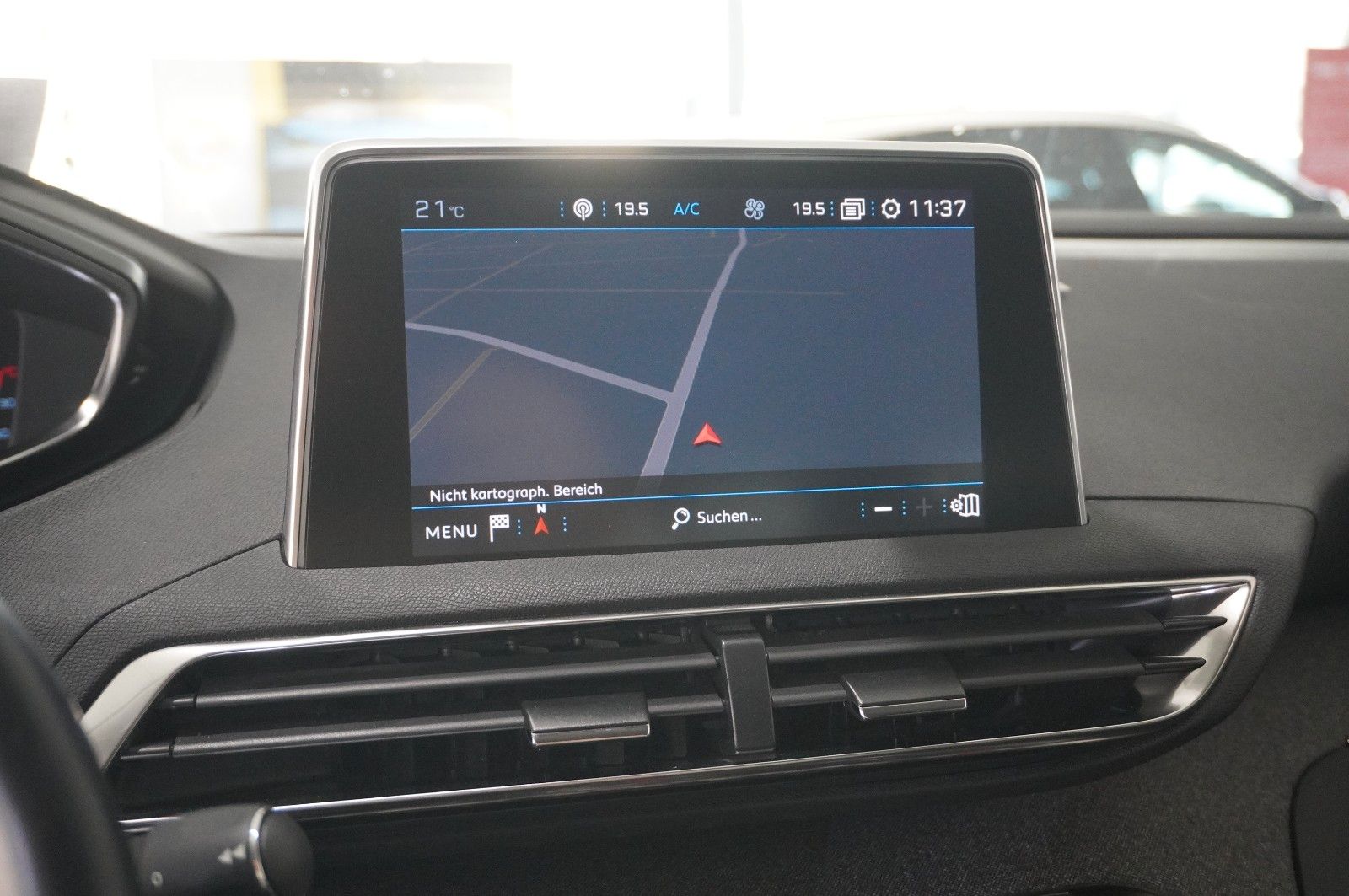 Fahrzeugabbildung Peugeot 5008 1.5D ALLURE NAVI/LED/KAMERA/VIRT/SH/DAB/AHK
