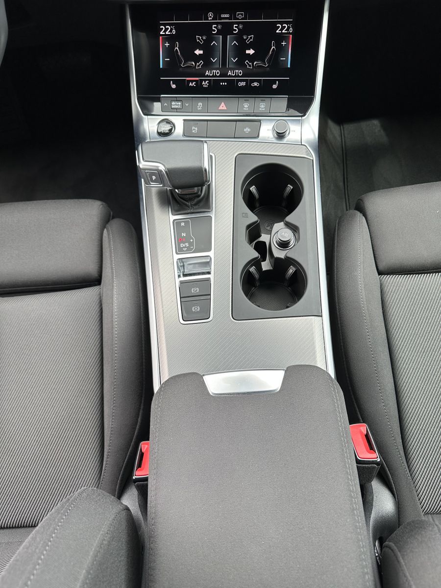 Fahrzeugabbildung Audi A6 Avant 45 TDI Quattro Sport NAV+LED+KAM+DSP+SH