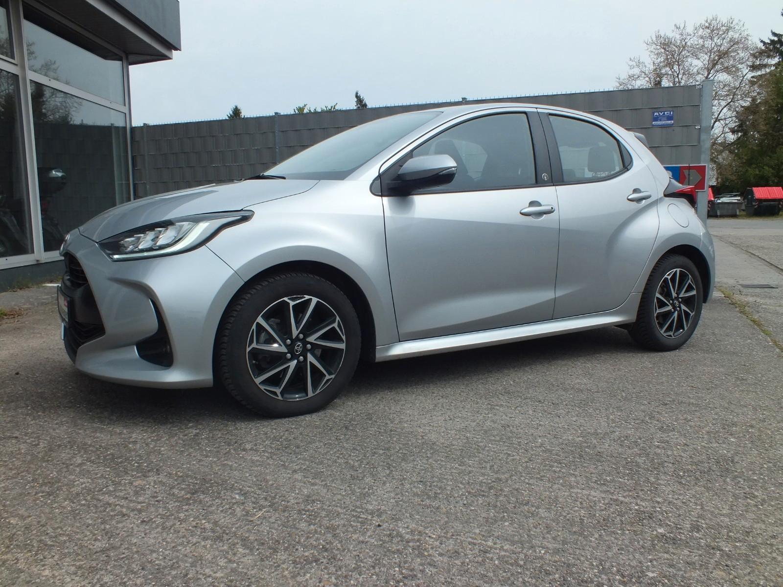 Toyota Yaris Hybrid Team Deutschland