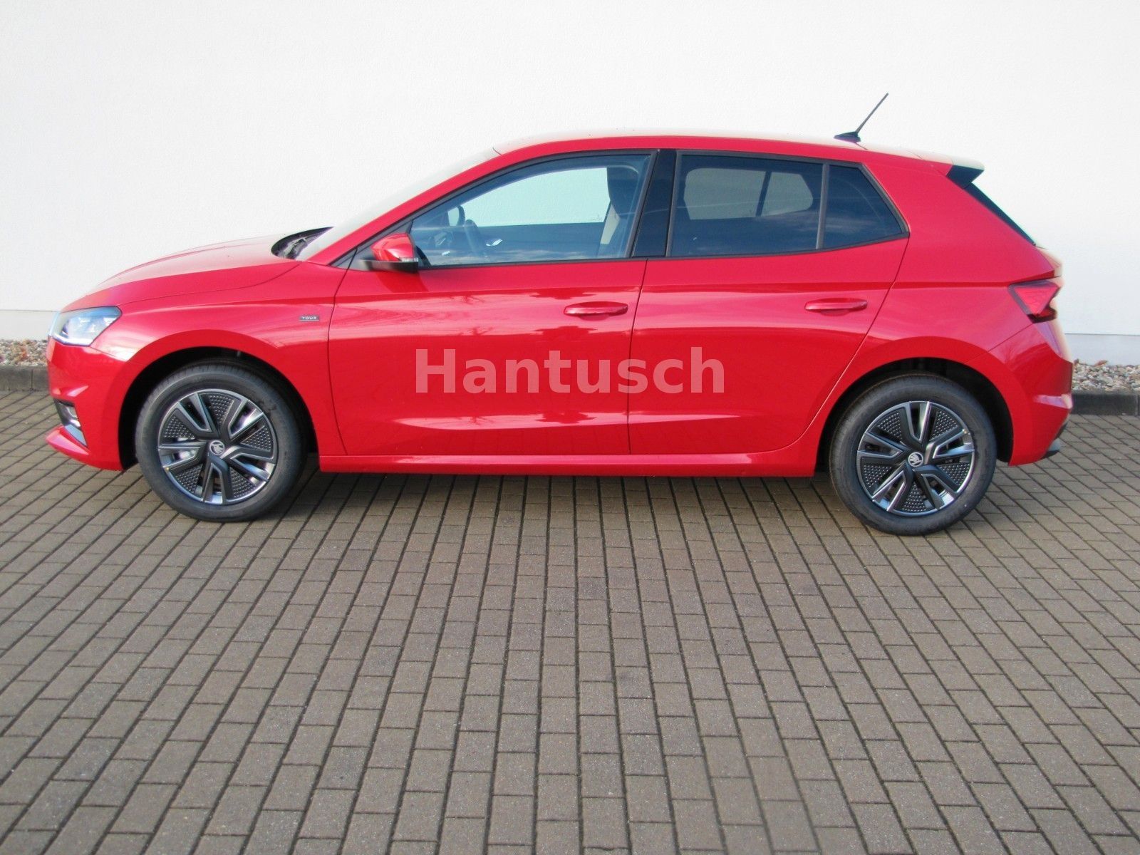 Fahrzeugabbildung SKODA Fabia Tour 1.0l TSI 116PS 7-Gang DSG