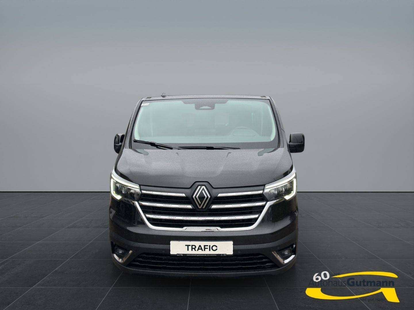 Fahrzeugabbildung Renault Trafic Combi L2H1 3,0t EQUILIBRE 2.0 BLUE dCi 15