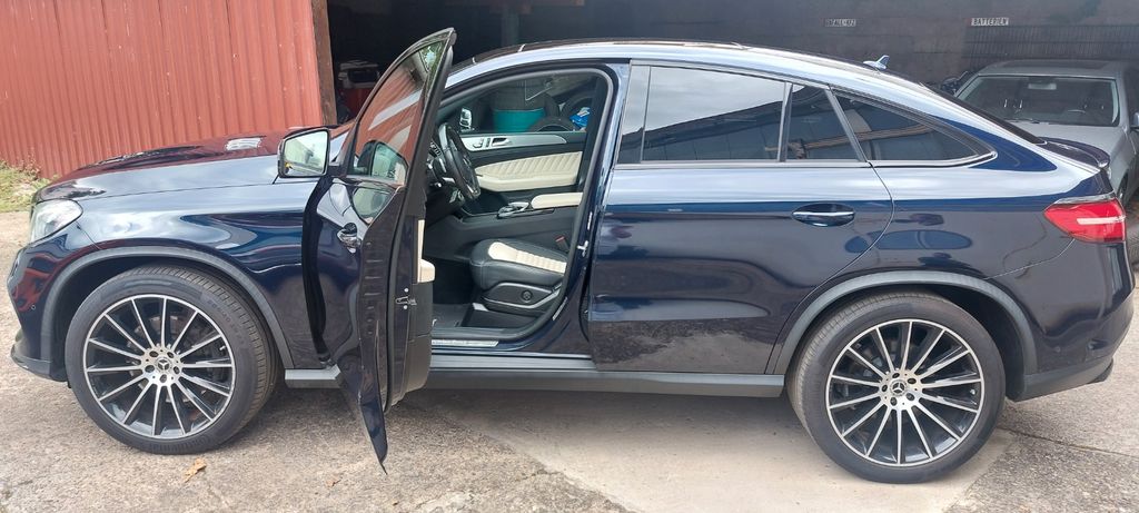 Image of Mercedes-Benz GLE 500