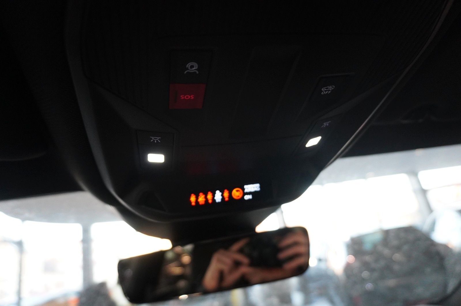 Fahrzeugabbildung Peugeot 308 SW 1.5D GT SPORT NAVI/LED/KAMERA/VIRT./DAB+