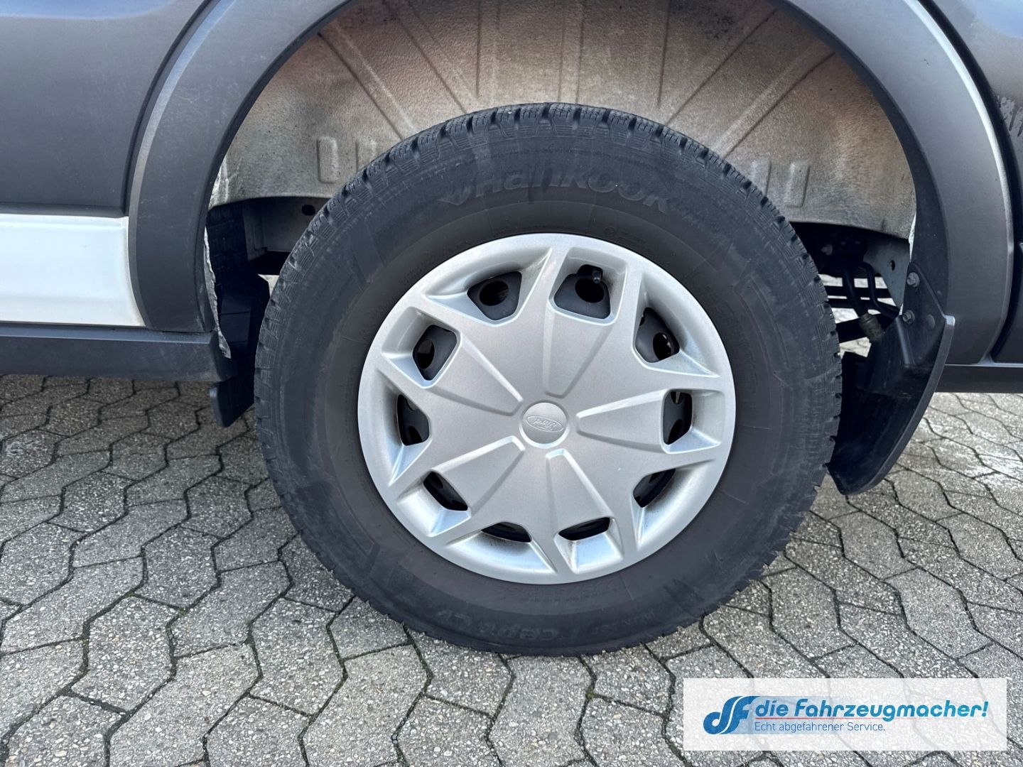 Fahrzeugabbildung Ford Transit Kombi 350 L3 Trend Notbremsass. Temp Tel