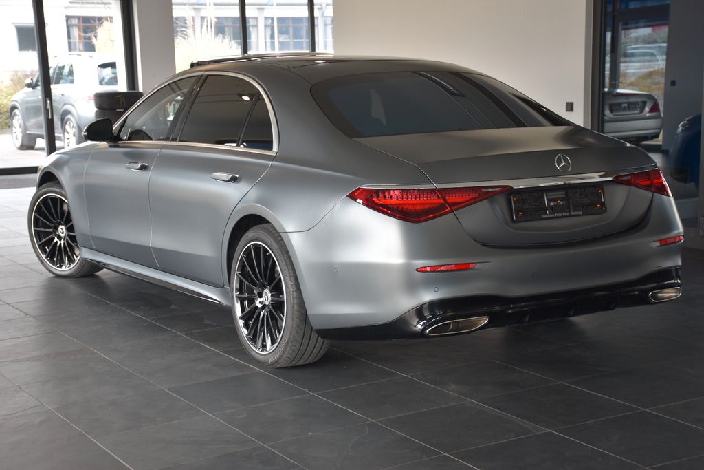 MERCEDES-BENZ S-Class 2022