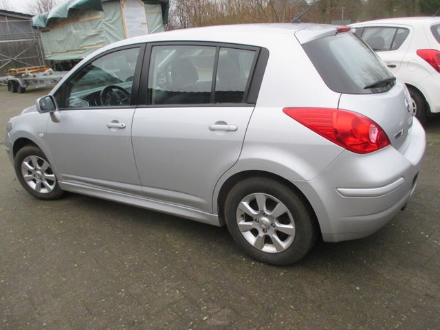 Nissan Tiida 1.6  4 Türen Klima AHK, Tüv neu