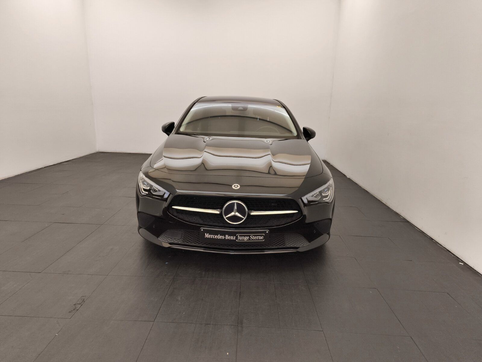 Mercedes-Benz CLA 200 d SB Progressive Night Totwinkel RüCam imagem 2