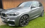 BMW X5 xDrive 30 d M-Paket - BMW X5 mit Diesel-Antrieb: Grau, Vollleder