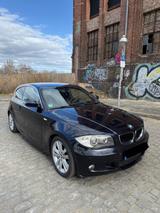 BMW Bmw 118i e87 143PS M Paket Xenon - BMW 118 mit Benzin-Antrieb: Coupe, Schaltgetriebe