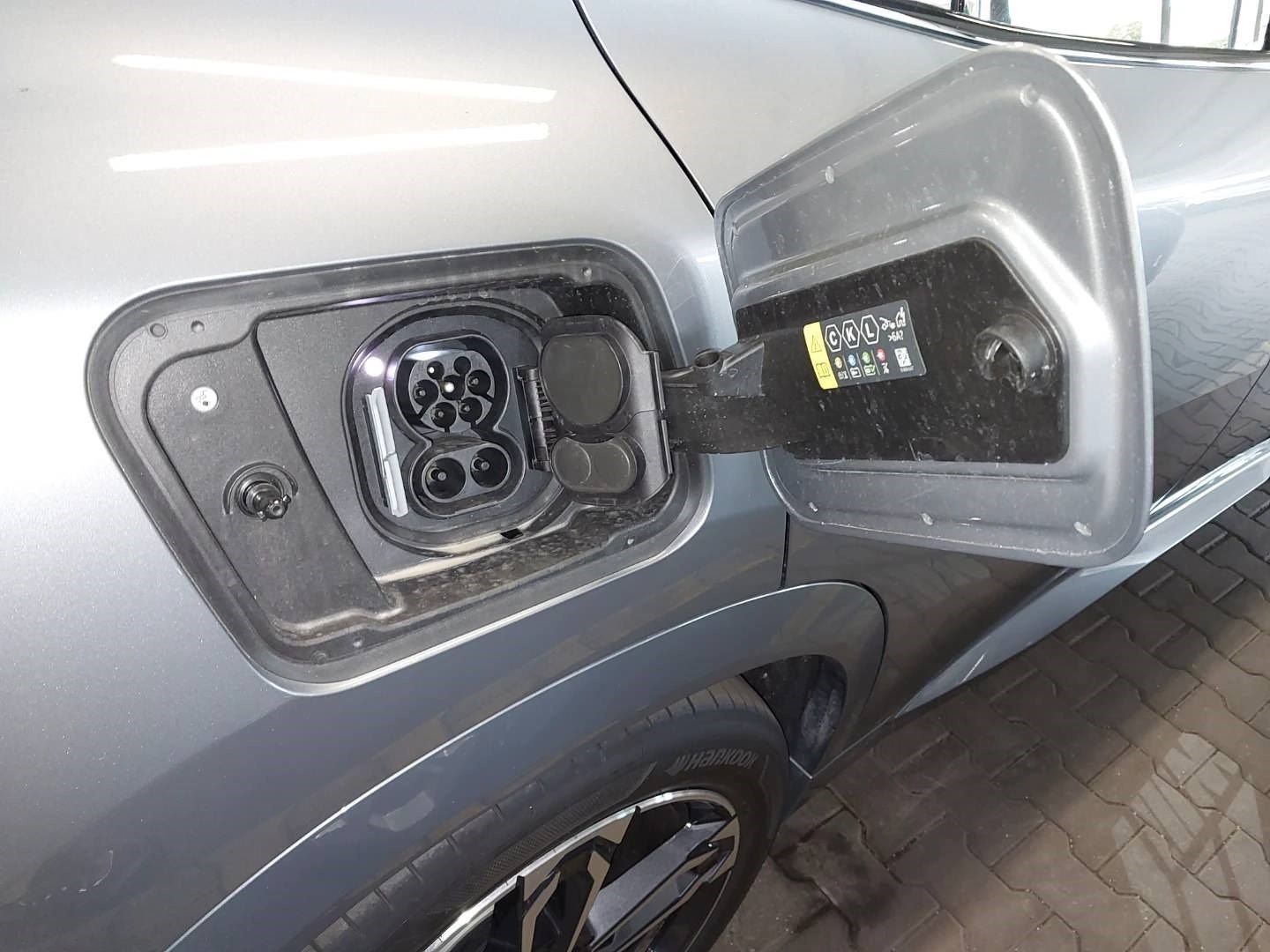 BMW iX2 - Bild 10