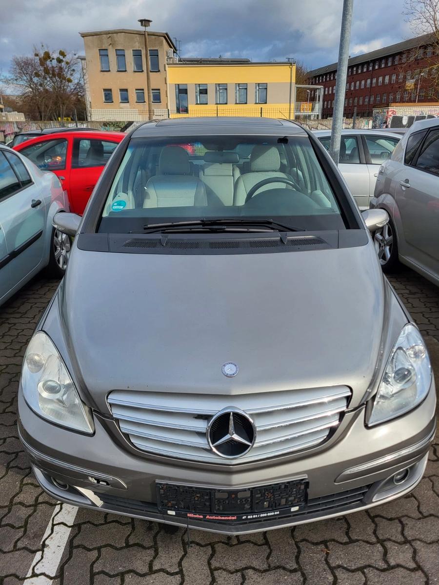 Mercedes-Benz B 200 B B 200 CDI