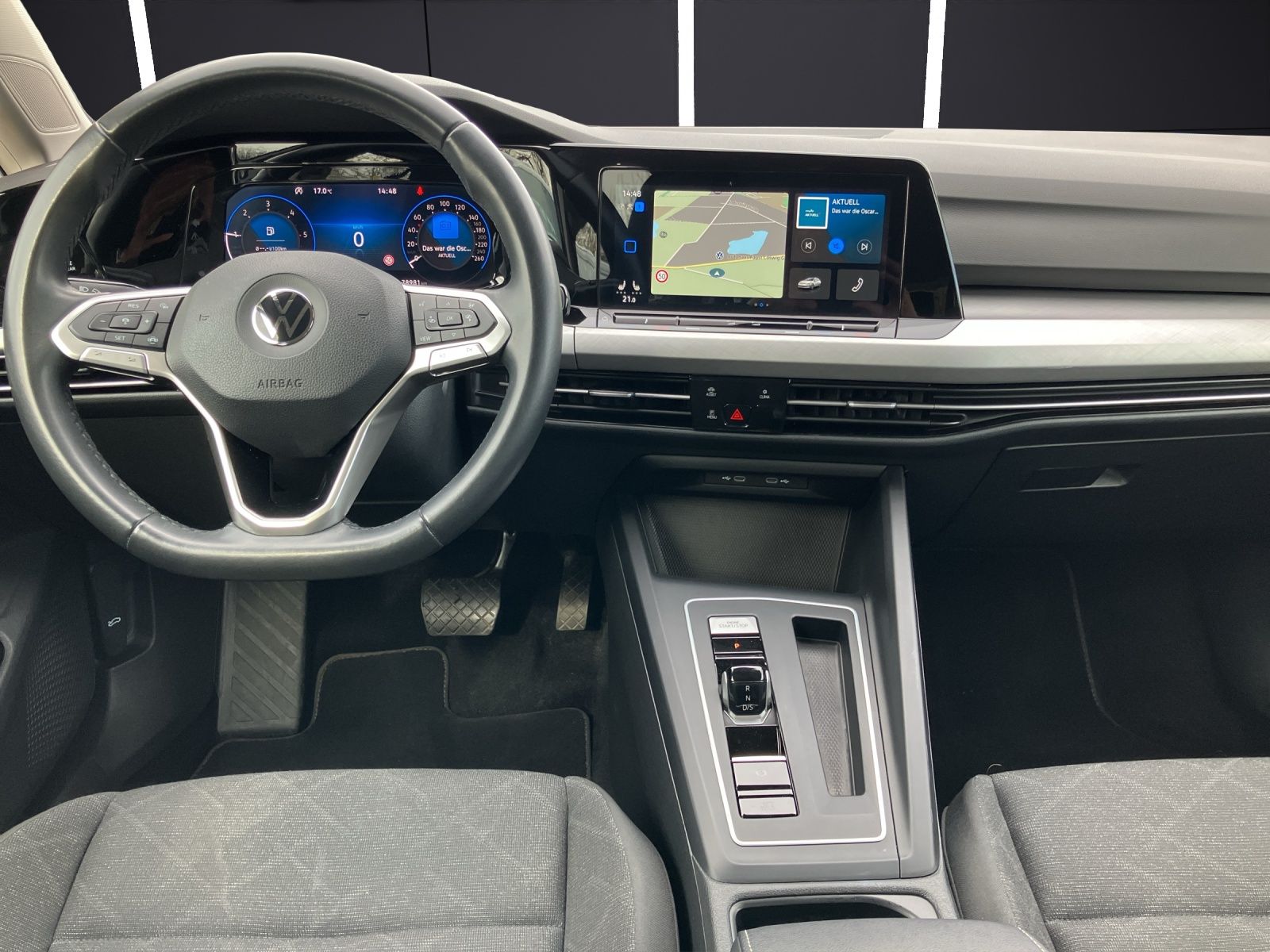 Fahrzeugabbildung Volkswagen Golf VIII Variant Life TDI DSG LED SH PDC Ambien