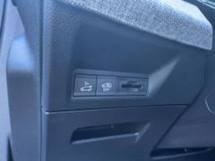Foto Nummer 17: PEUGEOT 5008