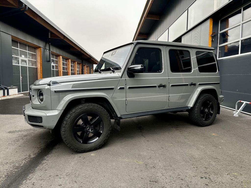 Mercedes-Benz G 400