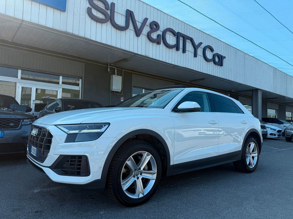 Image of Audi Q8