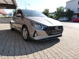 Hyundai i20 ESSENTIAL KLIMA APPLE KAMERA SHZ LHZ - Hyundai i20 in Augsburg