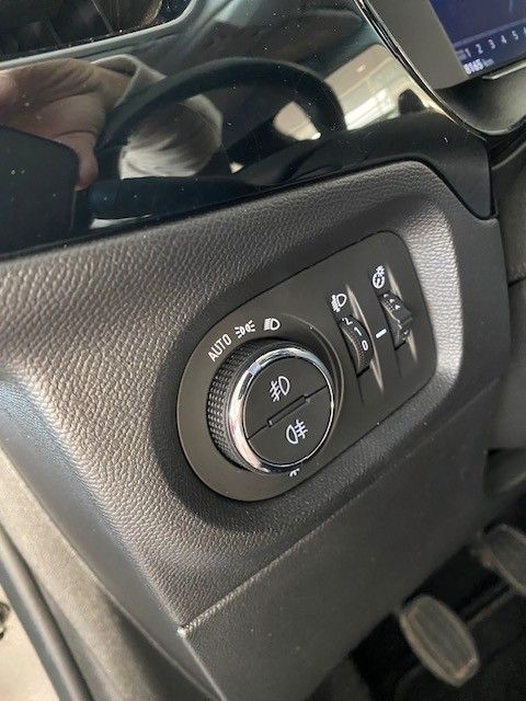 Fahrzeugabbildung Opel Corsa F 1.2T Elegance LED/NAVI/PDC/R´CAM/DAB