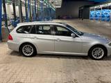 BMW 318d AUTOMATIK - BMW 318 aus 2010: Kombi, 318d