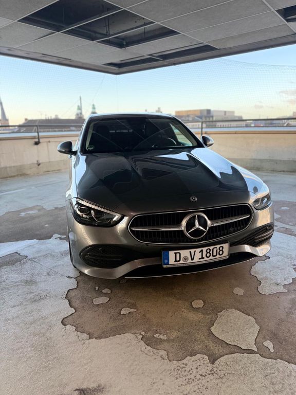 Image of Mercedes-Benz C 180