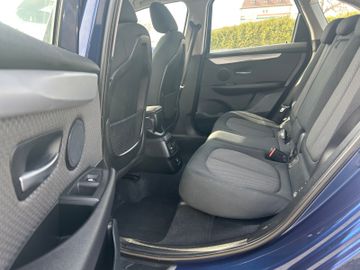 BMW 218 Active Tourer - 9