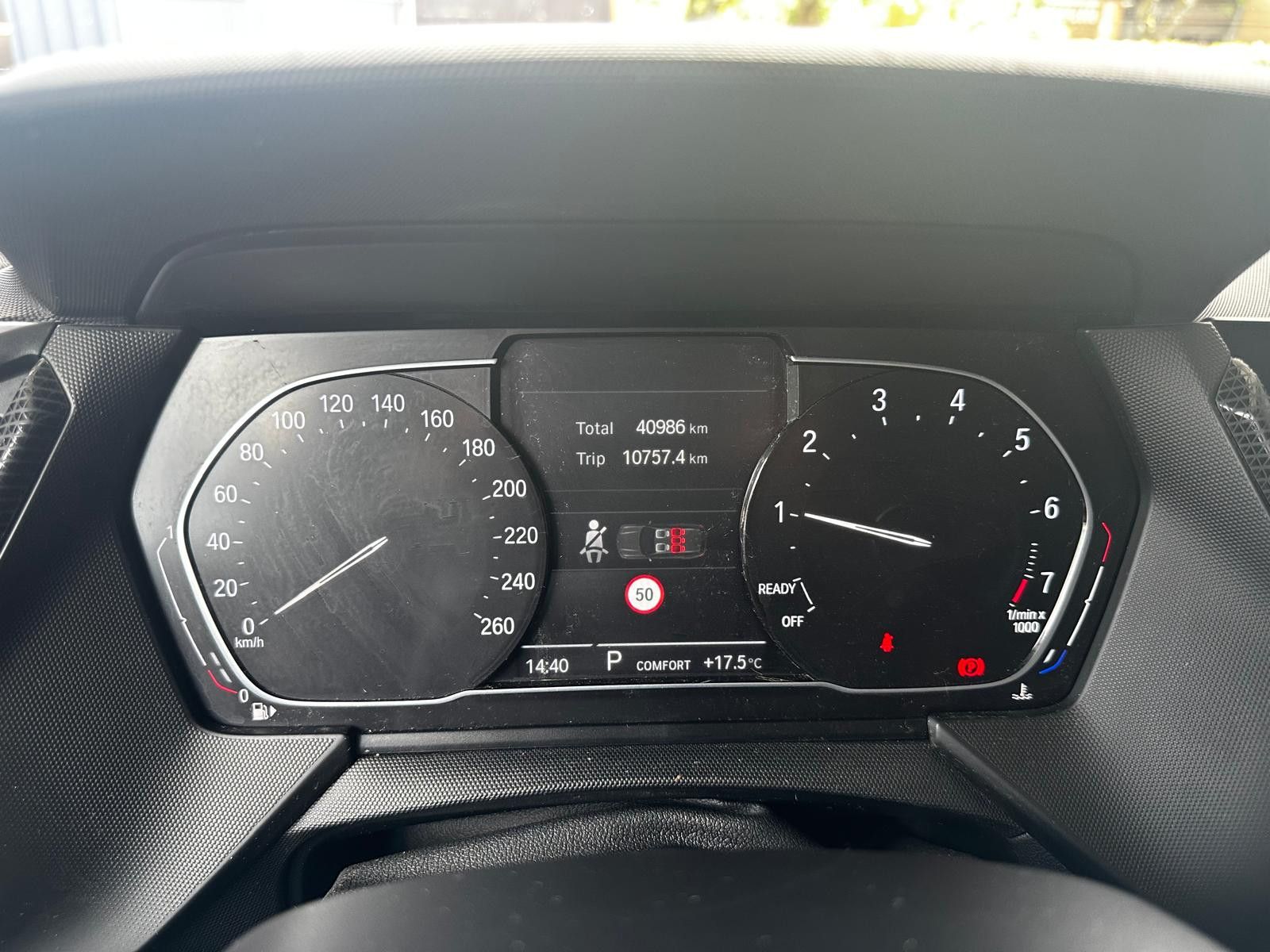 BMW 118 Baureihe 1 Lim. 118 i Sport Line | LED