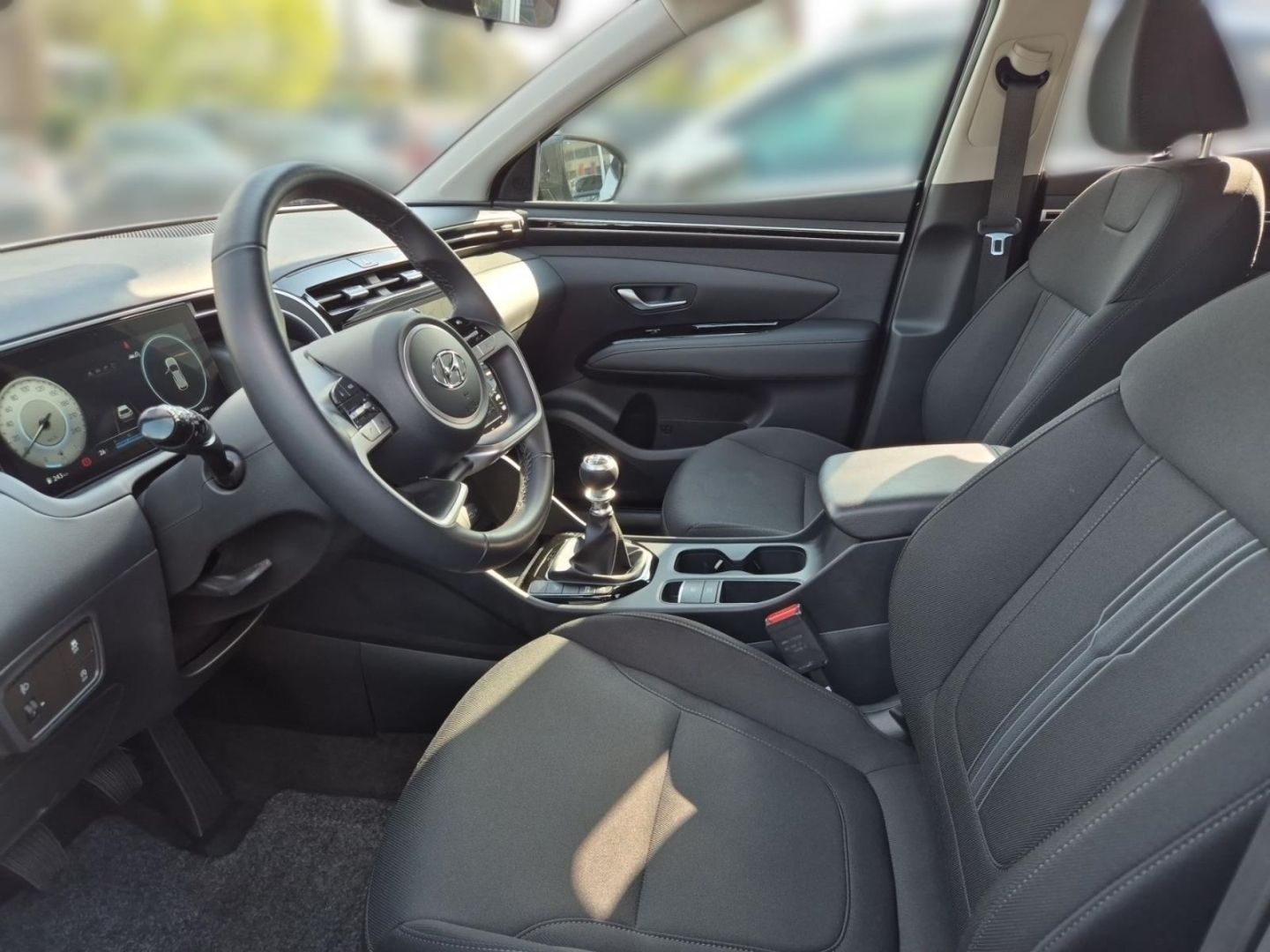 Fahrzeugabbildung Hyundai Tucson Select 2WD Navi Digitales Cockpit LED App