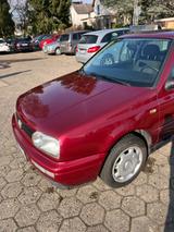 Volkswagen Golf 1.8 Avenue Klima Avenue - VW Gebrauchtwagen von 1995