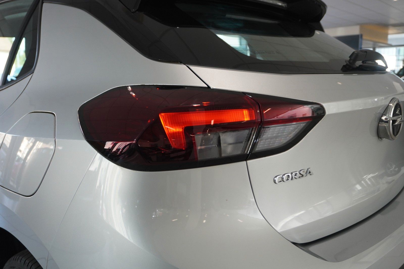 Fahrzeugabbildung Opel Corsa F 1.2 ELEGANCE NAVI/LED/VIRTUAL/SPORT/DAB+