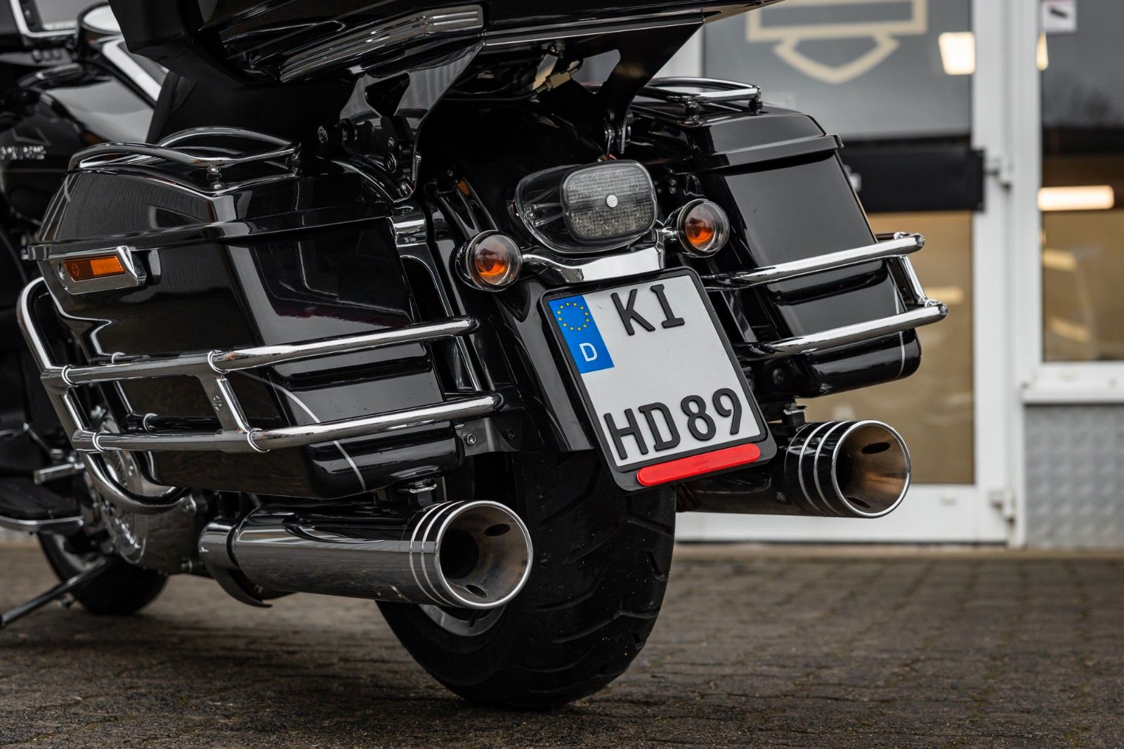 Fahrzeugabbildung Harley-Davidson ULTRA LIMITED LOW FLHTKL 103CUI - JEKILL&HYDE -