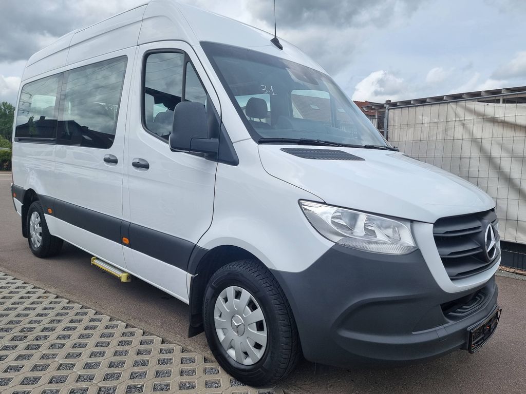 Image of Mercedes-Benz Sprinter