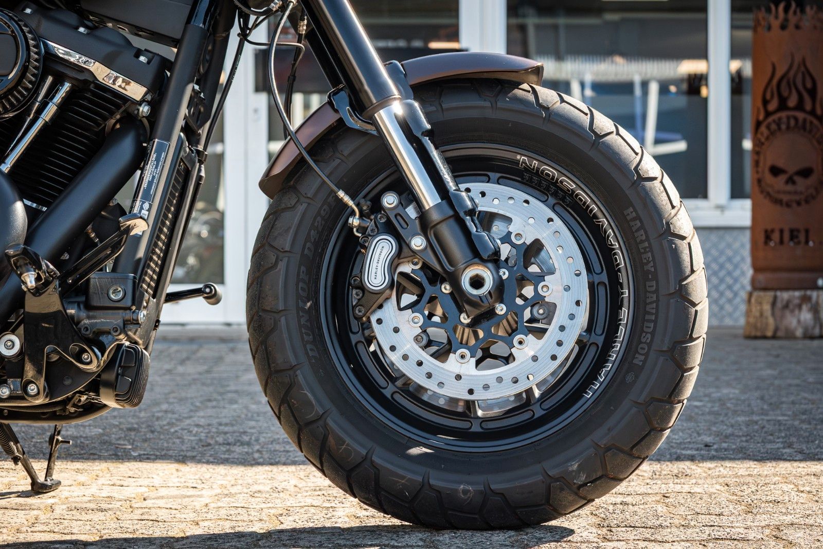 Fahrzeugabbildung Harley-Davidson FXFBS FAT BOB 114 CUI SOFTAIL - Penzl -