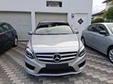 Mercedes-Benz B 180 B  AMG LINE - silberne Mercedes-Benz B 180
