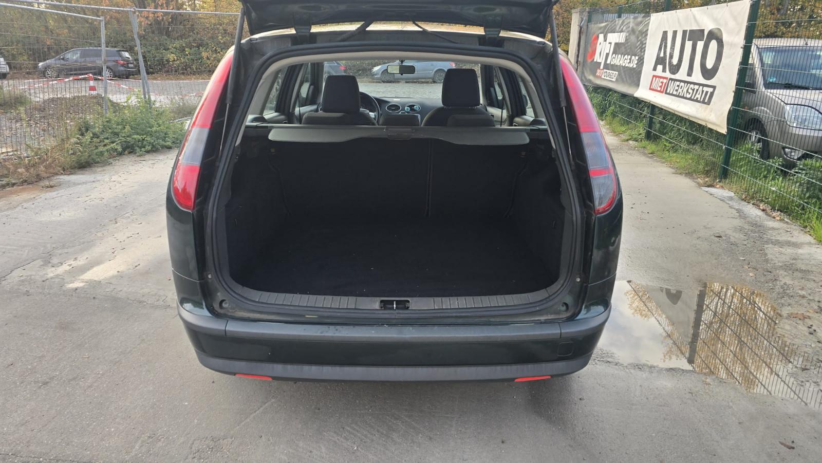 Ford Focus 2005 — photo 5
