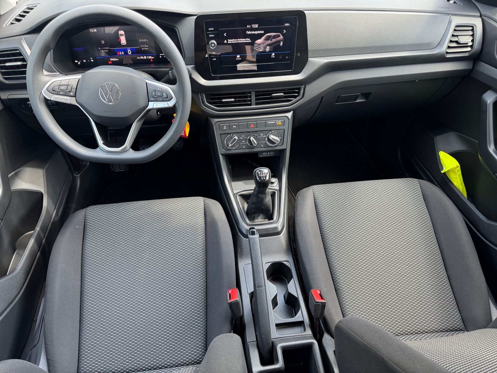 Volkswagen T-Cross - Bild 11