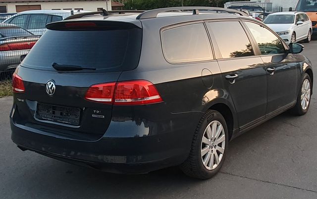 Volkswagen Passat 1.6 TDI EURO 5 KLIMA ALU !!!