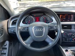 Fahrzeugabbildung Audi A4 2.0 T Attraction*Klima*SHZ*Bluetooth*