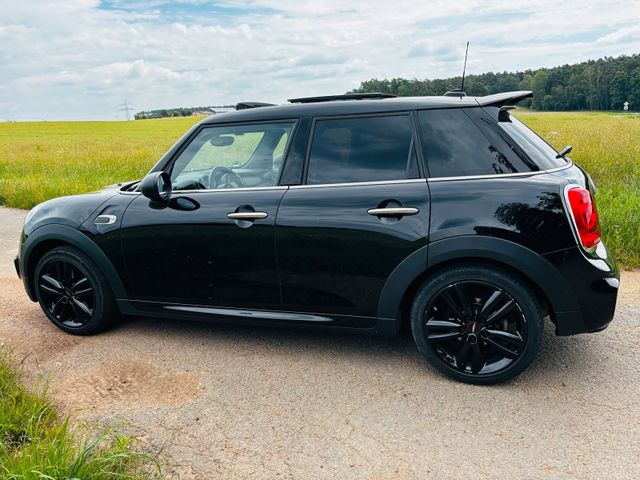 MINI MINI One John Cooper Works Paket 5 türig