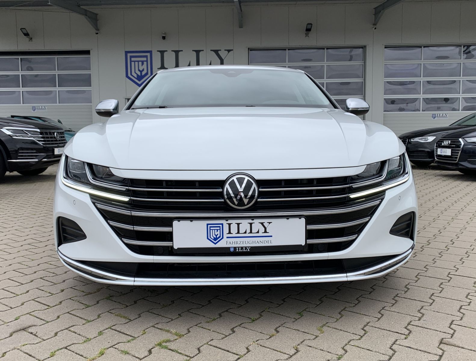 Fahrzeugabbildung Volkswagen Arteon Shooting Brake 2.0 TDI*Leder*AHK*LED*