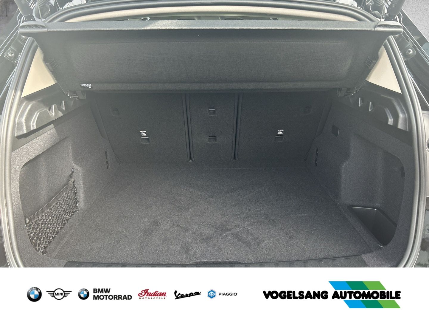 Fahrzeugabbildung BMW iX1 30xDrive,DAB,LiveCockpitPlus,Rückfahrk.,LEDS