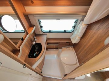 Fahrzeugabbildung HYMER / ERIBA / HYMERCAR TOURING 540 LEGEND URBAN 2024