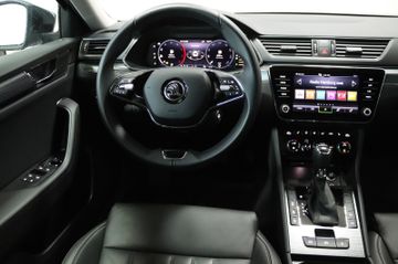 Skoda Superb Combi Style 4x4 Leder AHK StHz Navi