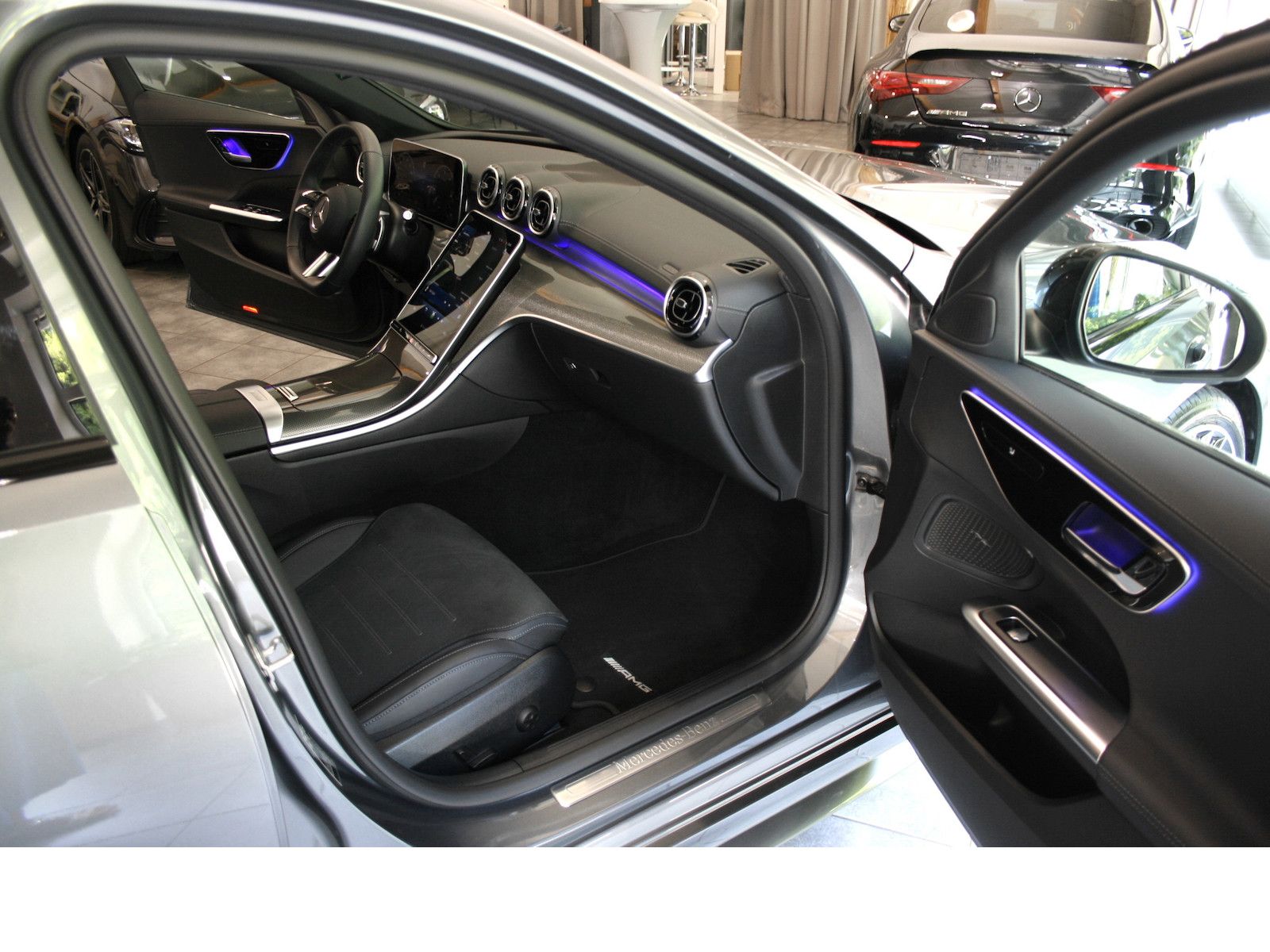 Fahrzeugabbildung Mercedes-Benz C 200 Td AMG *AHK*Night*19 Zoll AMG*Totwinkel