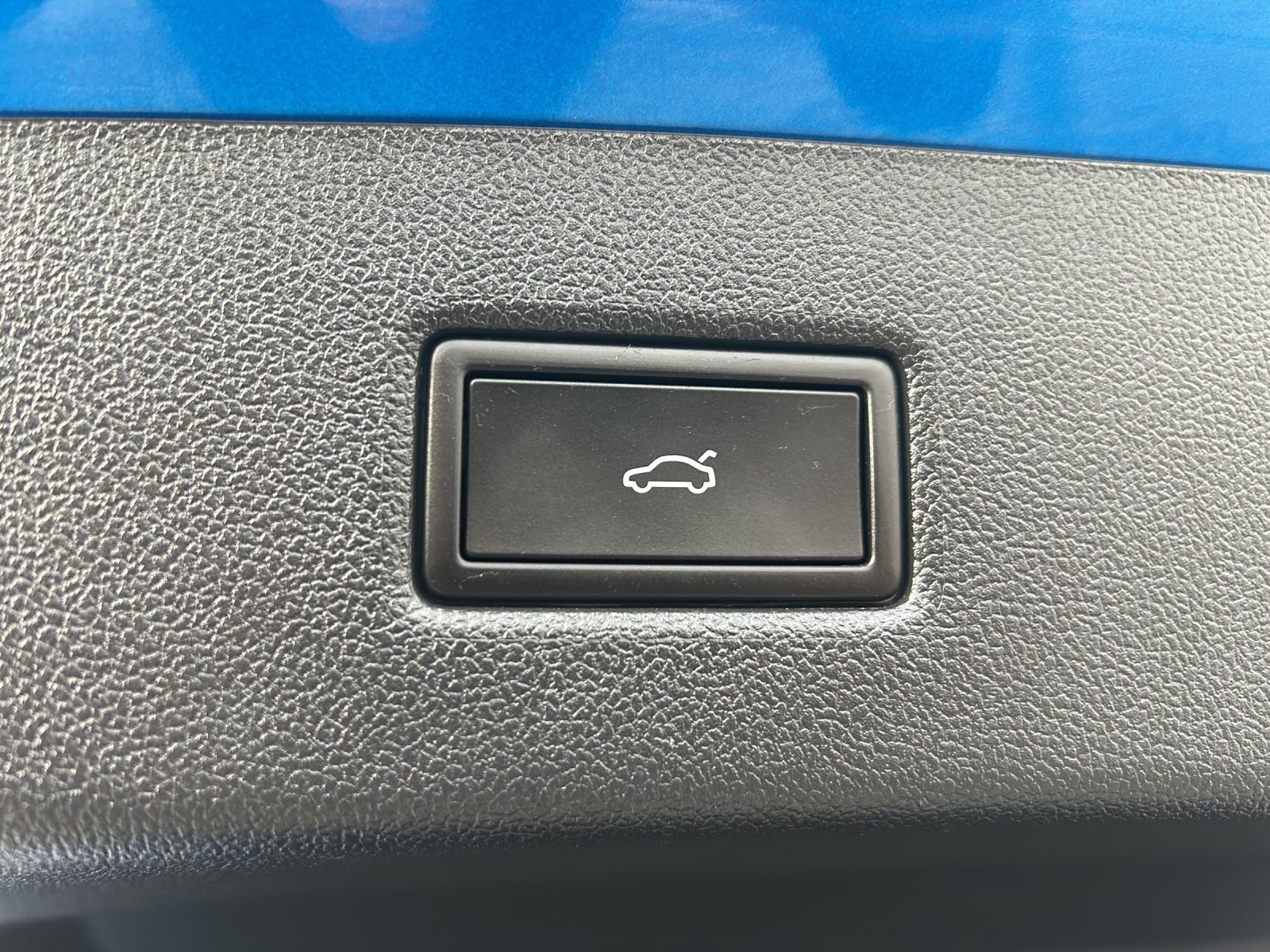 Fahrzeugabbildung Ford Explorer RWD Extended Range Aut./LED/ACC/AHK/360