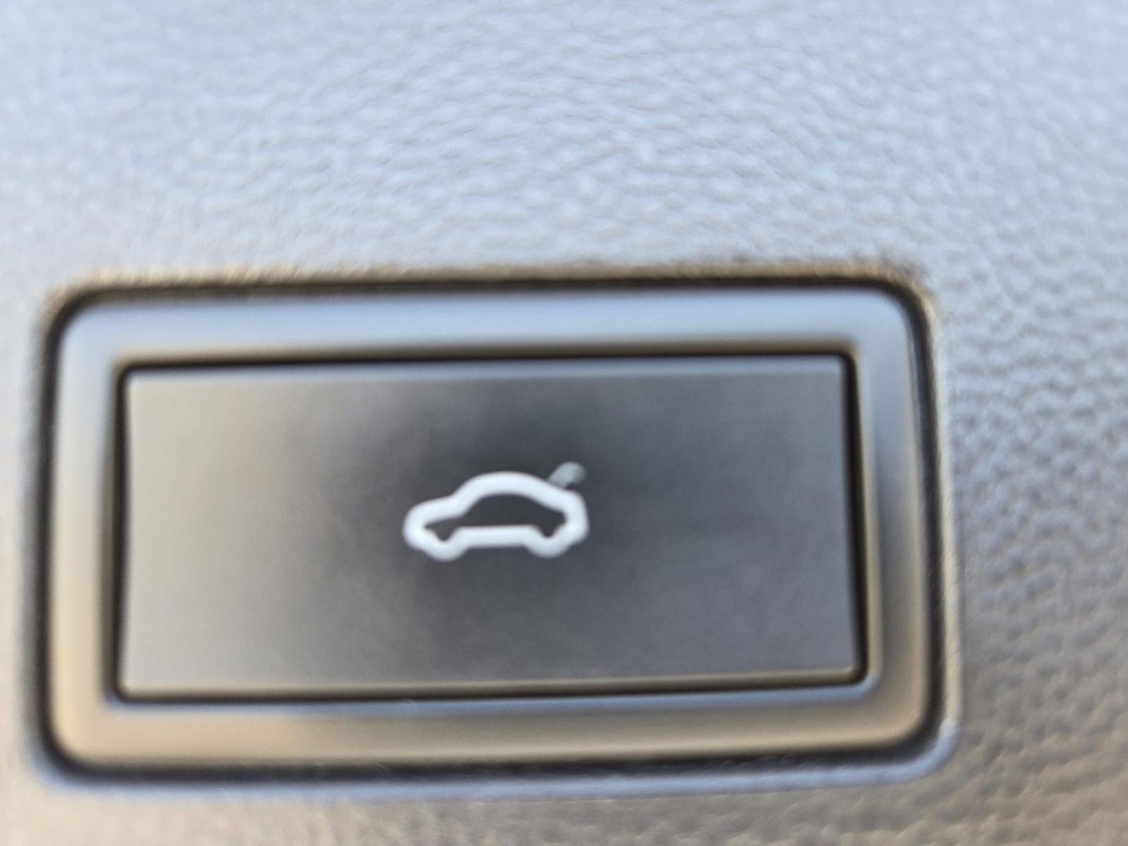 Volkswagen Golf VIII 1.5 TSI Move OPF (EURO 6d), миниатюра 8